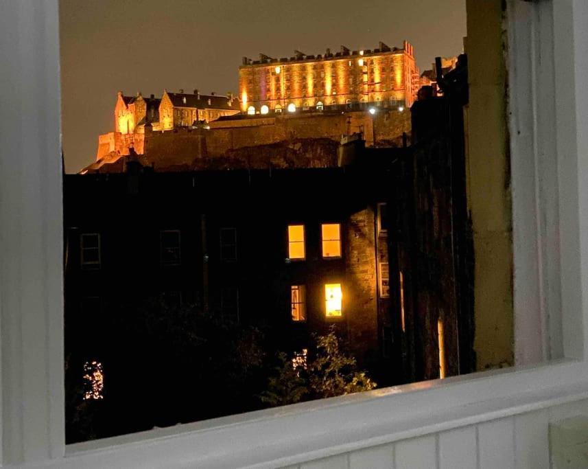 Apartment Large 4 Bed EDI